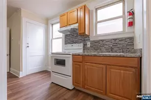 312 High St, Elizabeth, NJ 07202 - Photo 3