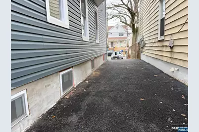 346-348 Woodside Avenue, Newark, NJ 07104 - Photo 23