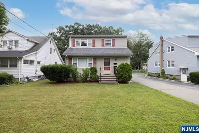 216 Ringwood Avenue 2 #2, Pompton Lakes, NJ 07442 - Photo 1