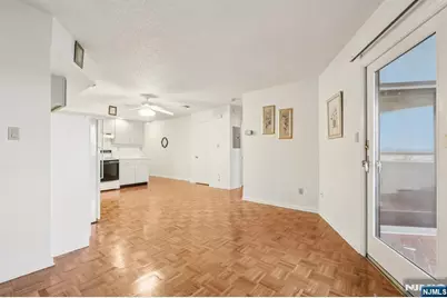 41-51 Wilson Avenue 5 K #5 K, Newark, NJ 07105 - Photo 15