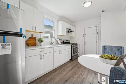 9 Wheeler Street, Montclair, NJ 07042 - Photo 5