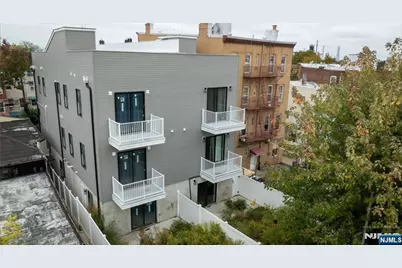 40 Wright Avenue, Jersey City, NJ 07306 - Photo 23