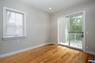 40 Wright Ave, Jersey City, NJ 07306 - Photo 15