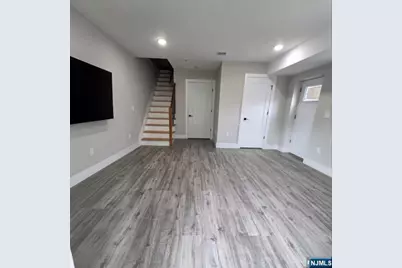 40 Wright Avenue, Jersey City, NJ 07306 - Photo 3