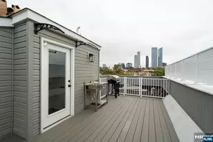 40 Wright Ave, Jersey City, NJ 07306 - Photo 19