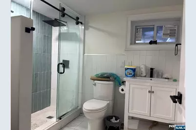 287 Gifford Place, Teaneck Township, NJ 07666 - Photo 31