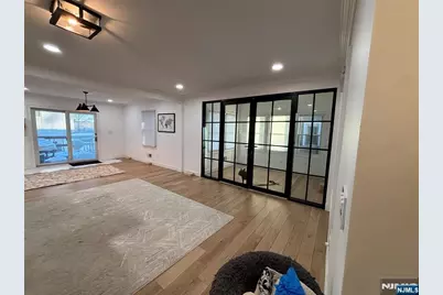 287 Gifford Place, Teaneck Township, NJ 07666 - Photo 13