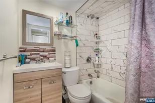 175 Hillside Ave, Bergenfield, NJ 07621 - Photo 17