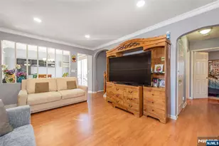 175 Hillside Ave, Bergenfield, NJ 07621 - Photo 5