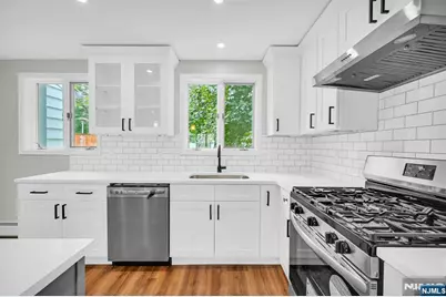 516 Riverdale Boulevard, Pompton Lakes, NJ 07442 - Photo 15