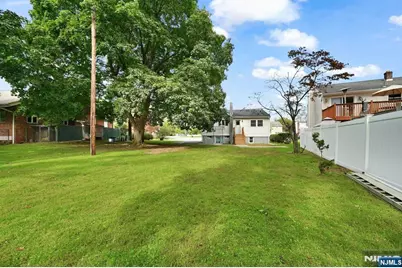 516 Riverdale Boulevard, Pompton Lakes, NJ 07442 - Photo 47