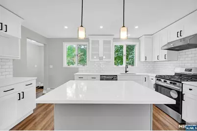 516 Riverdale Boulevard, Pompton Lakes, NJ 07442 - Photo 11