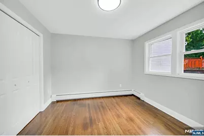 516 Riverdale Boulevard, Pompton Lakes, NJ 07442 - Photo 23