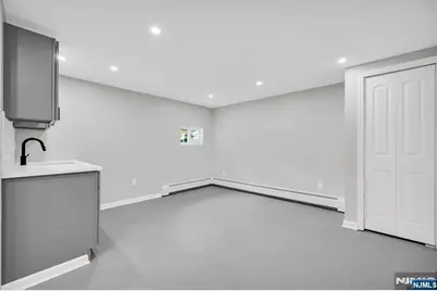 516 Riverdale Boulevard, Pompton Lakes, NJ 07442 - Photo 35