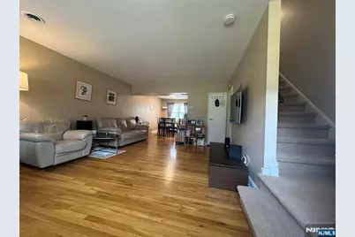 140 Parkview Drive, Teaneck Township, NJ 07666 - Photo 5