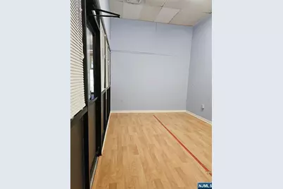 10 N Washington Avenue, Bergenfield, NJ 07621 - Photo 3