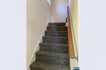 273 Edwards Street 2 #2, Ridgewood, NJ 07450 - Photo 3