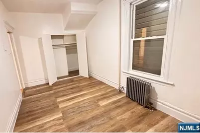 312 Hamilton Street 1 #1, Harrison, NJ 07029 - Photo 3