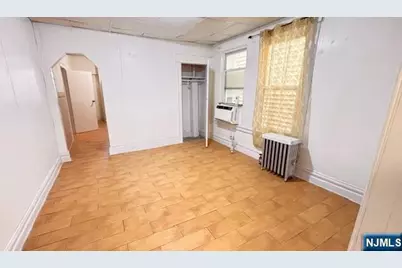 312 Hamilton Street 1 #1, Harrison, NJ 07029 - Photo 5