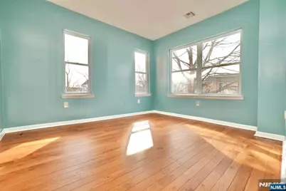 544 S 11th Street, Newark, NJ 07103 - Photo 15