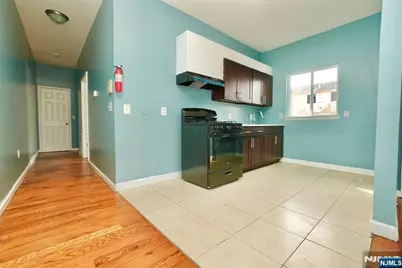 544 S 11th Street, Newark, NJ 07103 - Photo 3