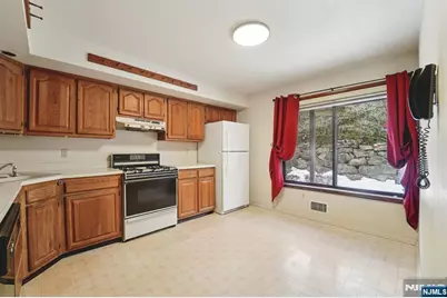 14 Brookside Heights 25 #25, Wanaque, NJ 07465 - Photo 19