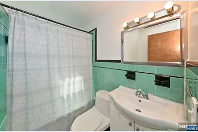 514 Division Avenue, Carlstadt, NJ 07072 - Photo 27