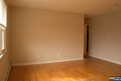 85 Rock Road, Hawthorne, NJ 07506 - Photo 13