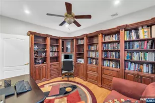 1 Sherwood Ct, Old Tappan, NJ 07675 - Photo 15