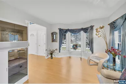 1 Sherwood Court, Old Tappan, NJ 07675 - Photo 5