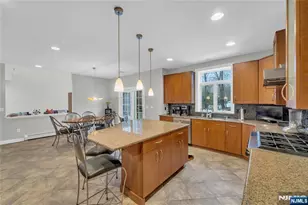 1 Sherwood Ct, Old Tappan, NJ 07675 - Photo 13