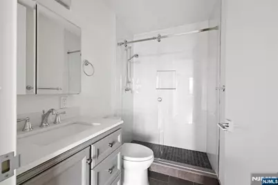 100 Carlyle 9Ds #9DS, Cliffside Park, NJ 07010 - Photo 15