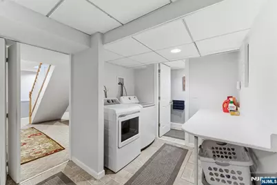 60 Belleview Avenue, Butler, NJ 07405 - Photo 27