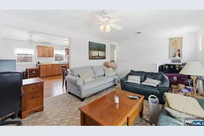 60 Belleview Avenue, Butler, NJ 07405 - Photo 29