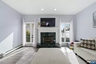 270 Baldwin Ave, Hasbrouck Heights, NJ 07604 - Photo 15