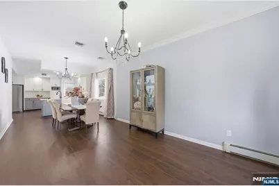 270 Baldwin Avenue, Hasbrouck Heights, NJ 07604 - Photo 5