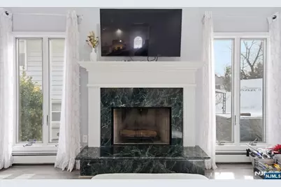 270 Baldwin Avenue, Hasbrouck Heights, NJ 07604 - Photo 17