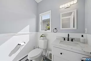 270 Baldwin Ave, Hasbrouck Heights, NJ 07604 - Photo 19