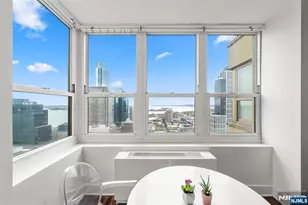 88 Morgan Street 4107, Jersey City, NJ 07302 - Photo 5