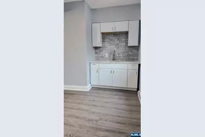 566 Valley Street 2 #2, Orange, NJ 07050 - Photo 5