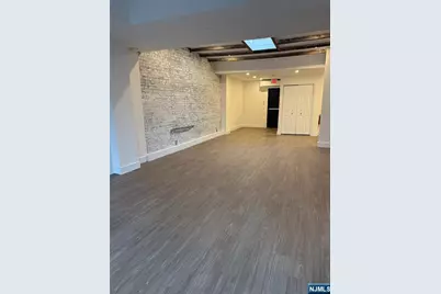 7 Ridgewood Avenue 3rd Floor #3rd Floor, Ridgewood, NJ 07450 - Photo 7