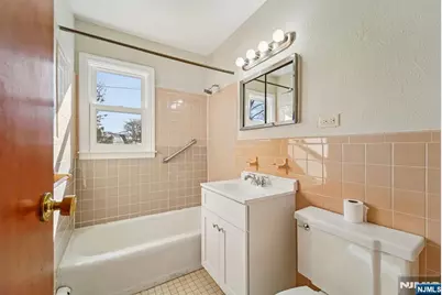 476 Joralemon, Belleville, NJ 07109 - Photo 15