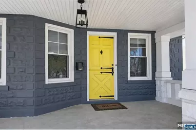 104 Walter Avenue, Hasbrouck Heights, NJ 07604 - Photo 5