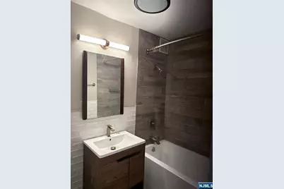 2400 Hudson Terrace 3F #3F, Fort Lee, NJ 07024 - Photo 9