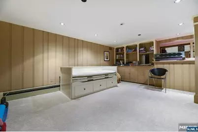 869 Ridgewood Road _ #_, Millburn, NJ 07041 - Photo 21