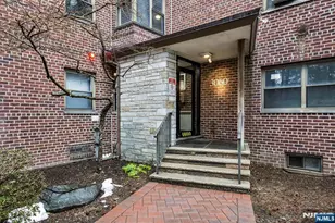 3060 Edwin Ave 4C, Fort Lee, NJ 07024 - Photo 1