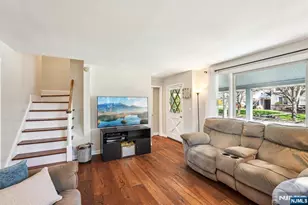 454 Northern Pkwy, Ridgewood, NJ 07450 - Photo 5