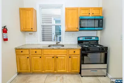 491 S 17th Street, Newark, NJ 07103 - Photo 9