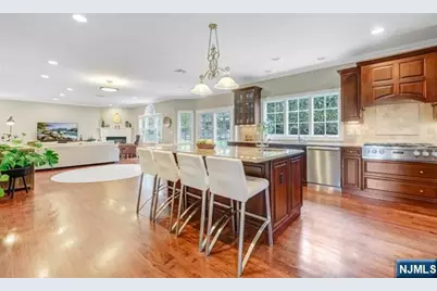 57 Merrifield Way, Cresskill, NJ 07626 - Photo 5