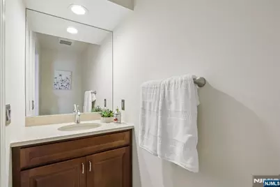 653 Richmond Court, Ramsey, NJ 07446 - Photo 29